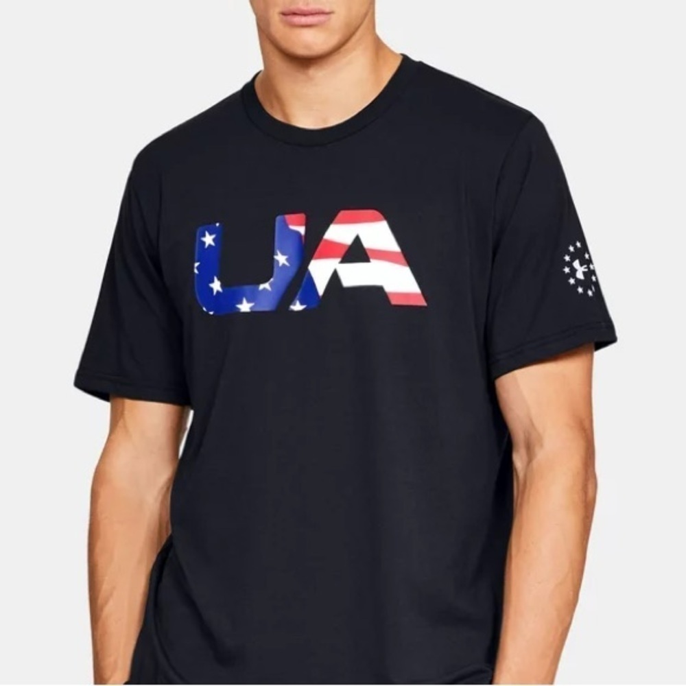 Under Armour American Flag letters shorts sleeve black t-shirt. Men’s Large